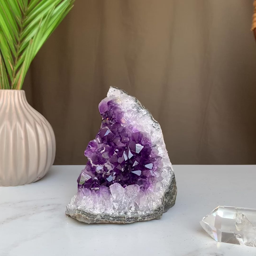 Amethyst Cut Base Crystal, Quartz Geodes, AAA Grade, Amethyst Free Standing Crystal