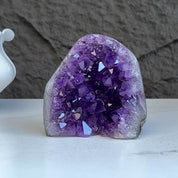 Amethyst geode with Agate formations