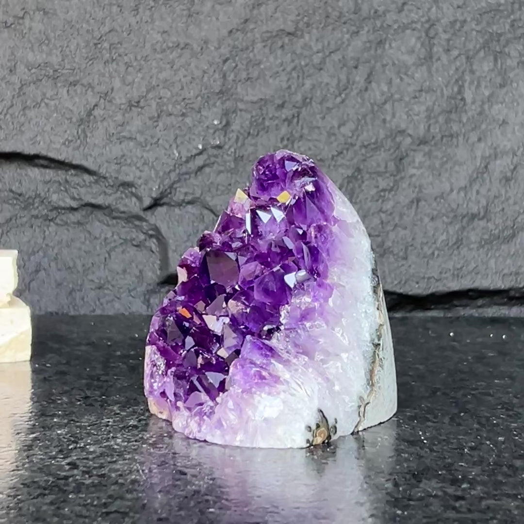 Large amethyst crystal geode for SALE