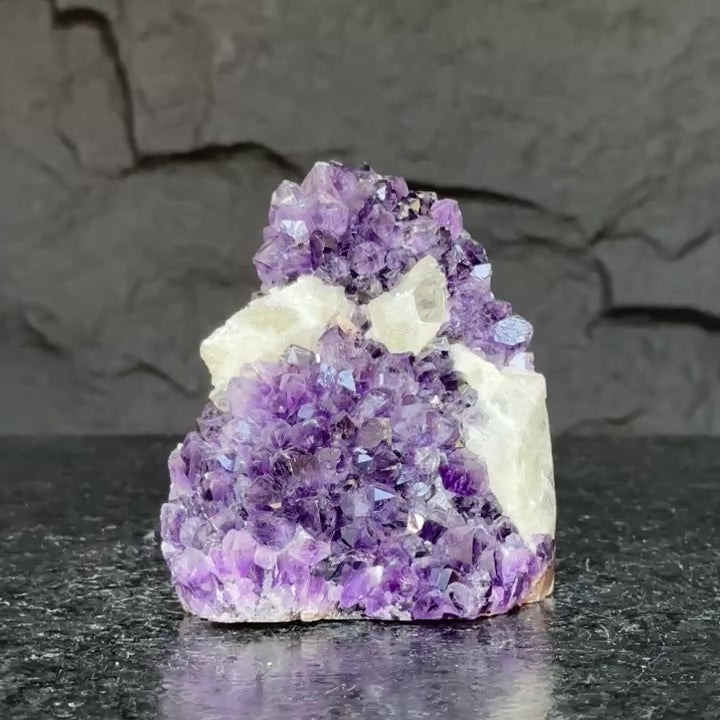 Amethyst raw stone, Cathedral amethyst, large crystal cluster