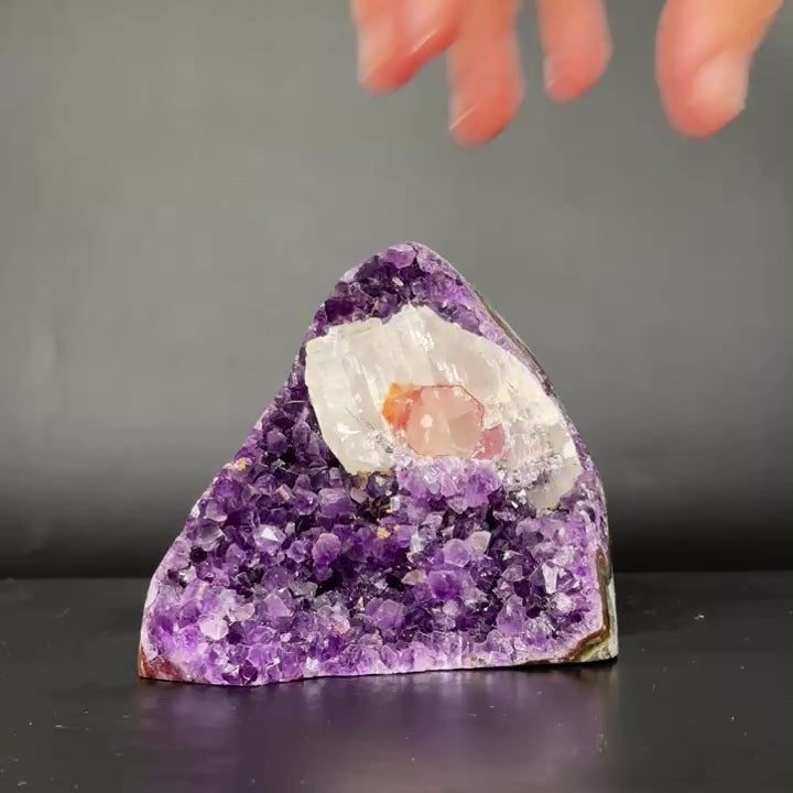 Large amethyst geode with FREE GIFT BOX, Mindfulness gift