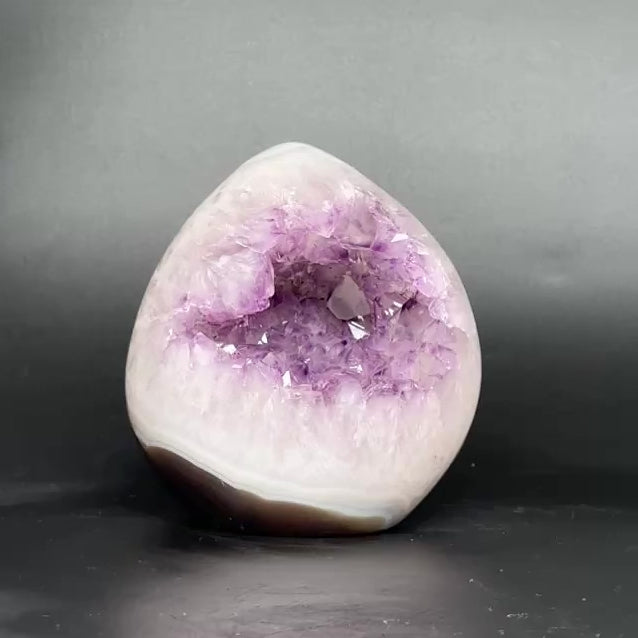 Incredible Deep Purple Amethyst Stone, Egg shaped crystal piece, AAA amethyst quality Oval Full polished Crystal