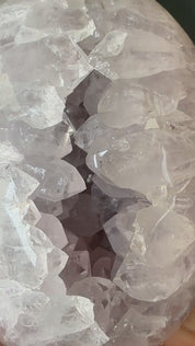 Quartz amethyst egg