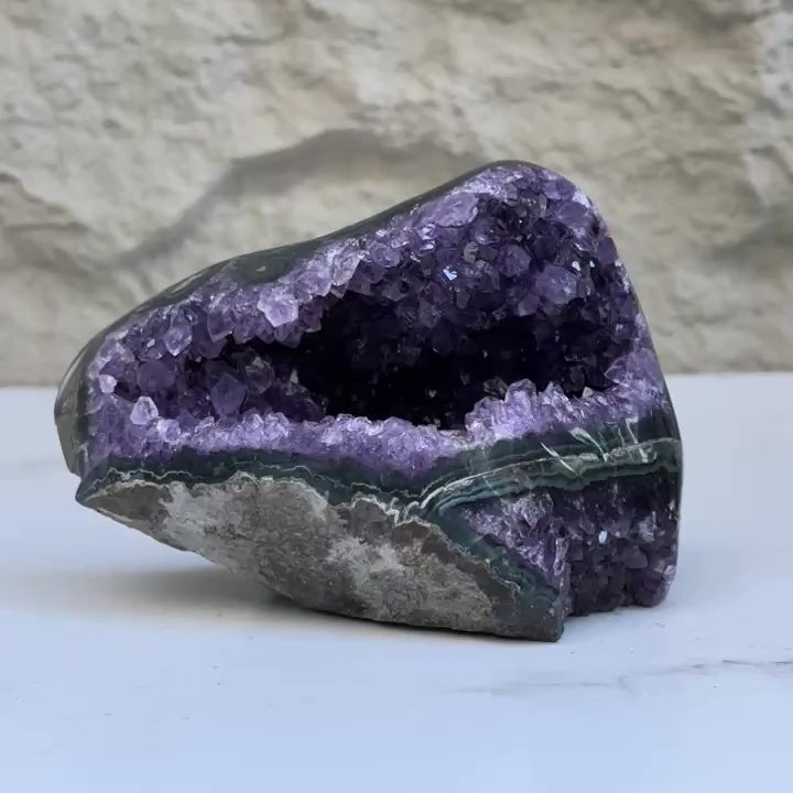 Amethyst geode, extra quality amethyst