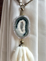 Curtains Tie Back with Amethyst Crystal and Merino Wool Tassels, Stalactite Stone Home Decor, window curtains holder with metal chains