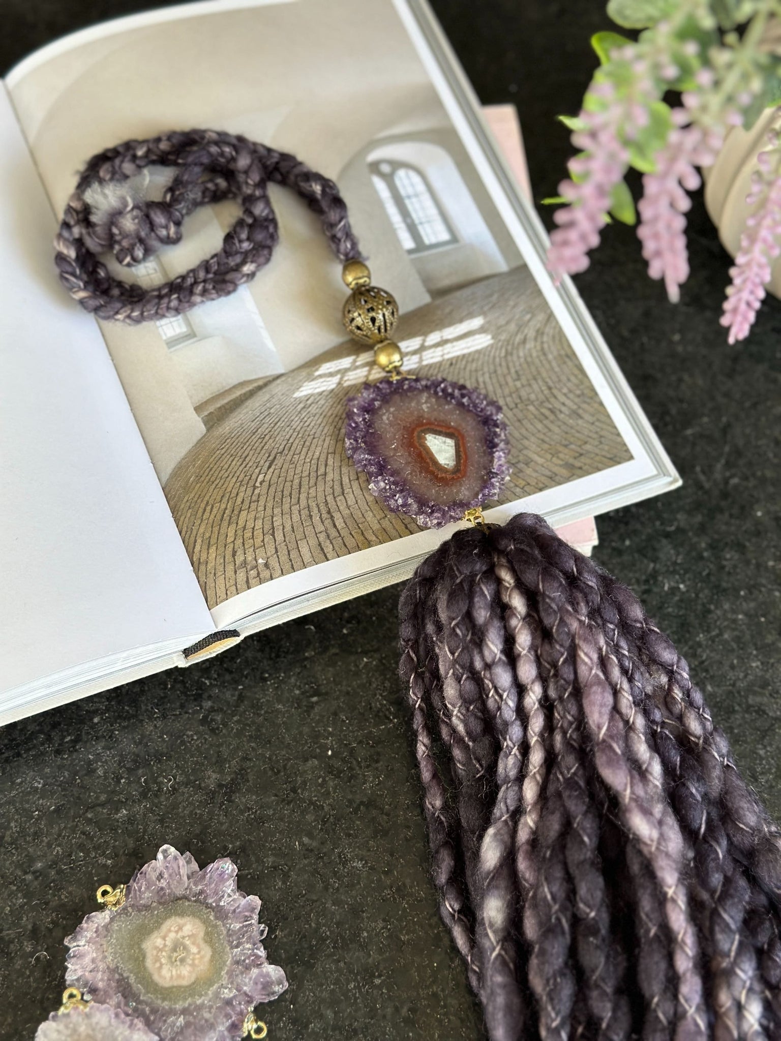Wool Tassels with Amethyst Crystal Stalactite for Boho Decoration, Wall Hanging Tassels, Natural Merino Wool and Crystals Garland